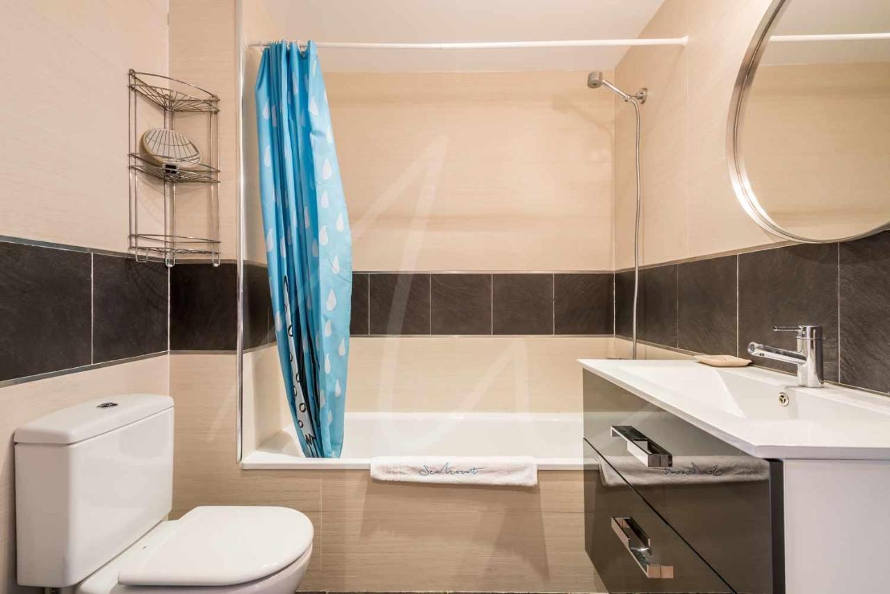 Aneu By Seamount Rentals Valencia D'Aneu Ngoại thất bức ảnh