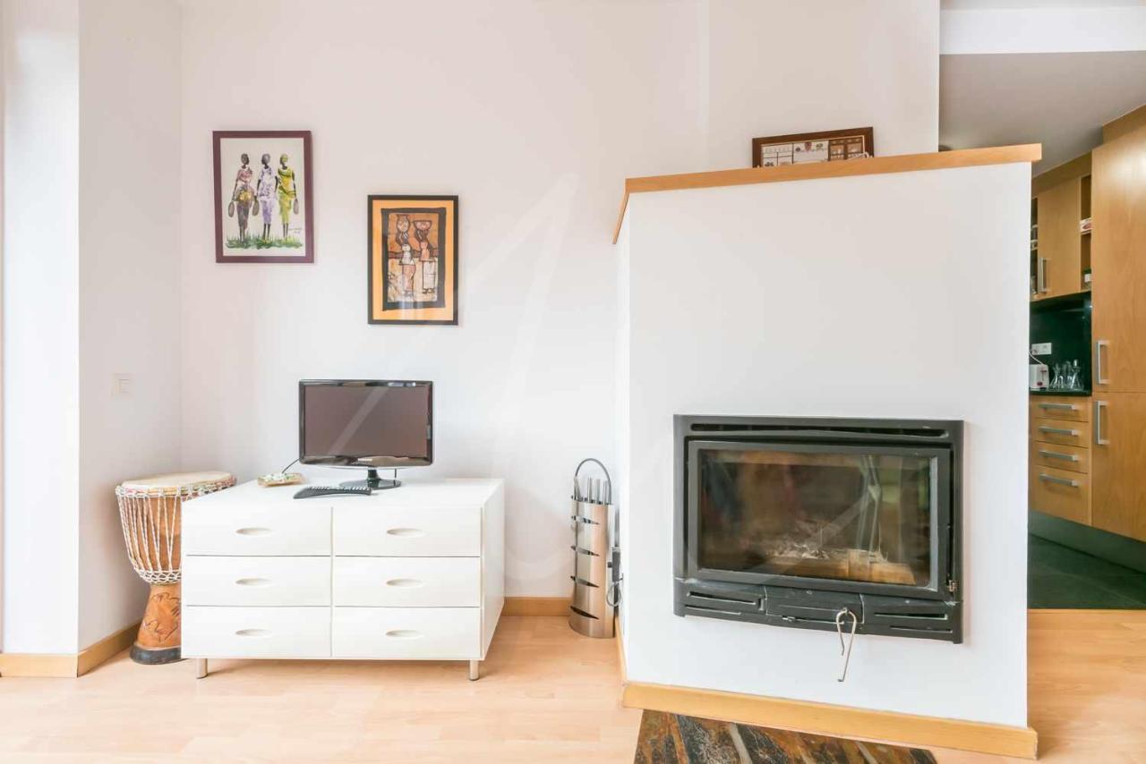 Aneu By Seamount Rentals Valencia D'Aneu Ngoại thất bức ảnh